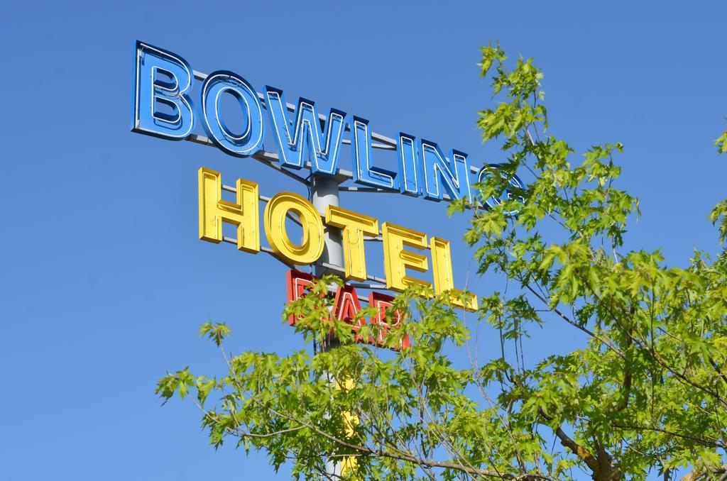 Hotel Restaurant Du Bowling De Millau Esterno foto
